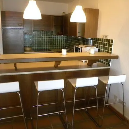 Апартаменти 4 Pieces Avec Piscine Et Parking, 6 Pers., - Fr-1-780-6 Сент-Максім