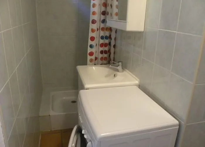 4 Pieces Avec Piscine Et Parking, 6 Pers., - Fr-1-780-6 Apartman *